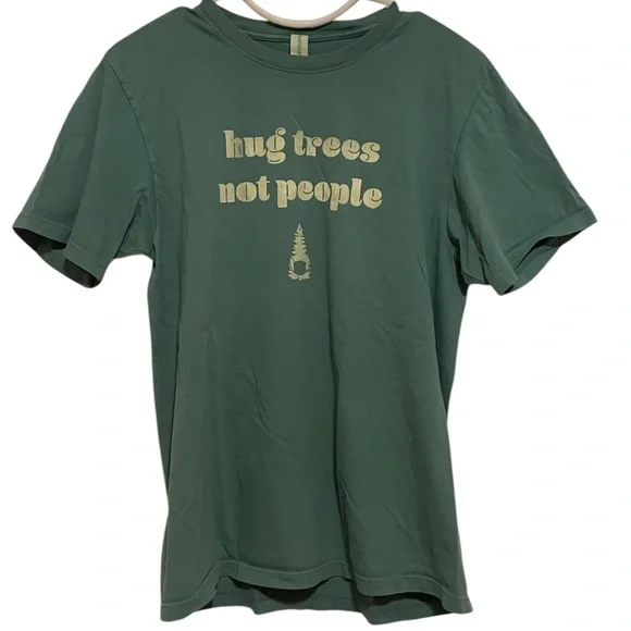 Green Graphic Tee Softshirts Organic “Hug Trees” Size Small - Picture 1 of 4